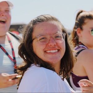 Meet your Posher, Corynne